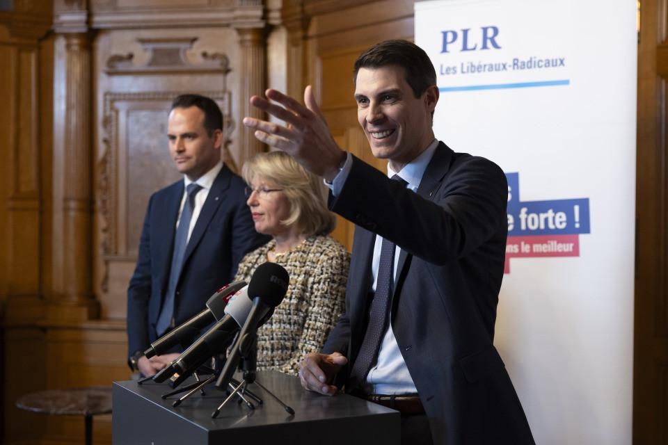 Il PLR contro l'iniziativa dell'UDC «No a una Svizzera da 10 milioni!»